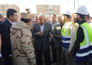 محافظ السويس يتفقد بدء أعمال التطوير بمدينة الإيمان بحي الأربعين
