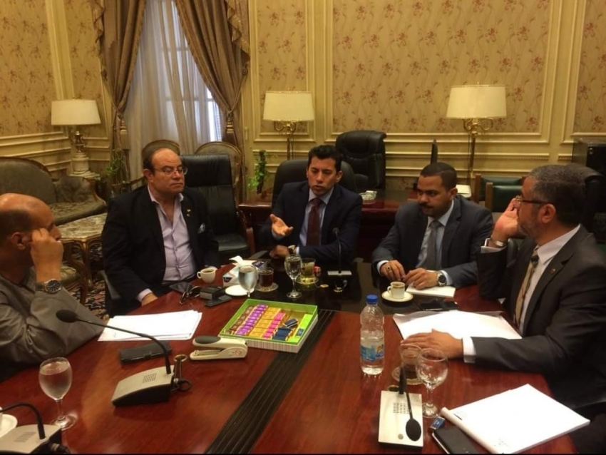 أشرف صبحي يلتقى أعضاء لجنة الشباب والرياضة بمجلس النواب