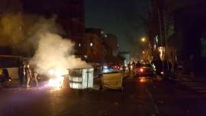 &quot;سكاي نيوز عربية&quot; إطلاق نار كثيف واشتباكات فى طهران