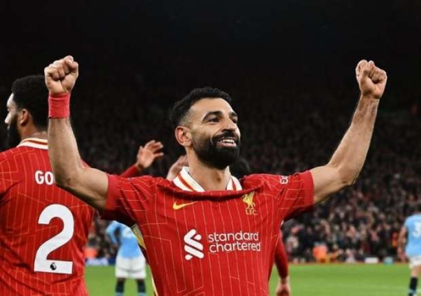 تغير داخل إدارة ليفربول مع محمد صلاح يقرب «مو» من حلمه التاريخي