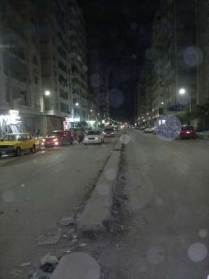 بالصور : حى الاربعين يضئ شارع النيل بلمبات الليد