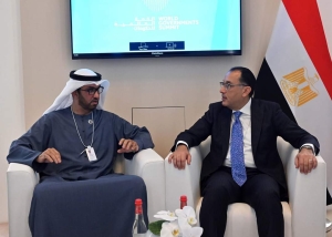 مدبولي يلتقي وزير الصناعة والتكنولوجيا المتقدمة الإماراتي