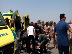 إصابة 38 طالبا في انقلاب أتوبيس بطريق «قنا – سفاجا»