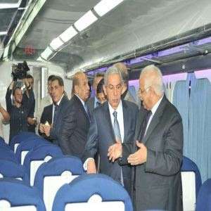 وزير النقل يتفقد أعمال تطوير محطتي السكك الحديدية بالزقازيق وأبو حماد