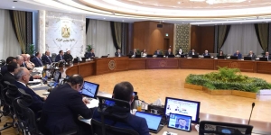 وافق مجلس الوزراء على مشروع قانون بشأن إقرار بعض التيسيرات للمصريين المقيمين بالخارج.