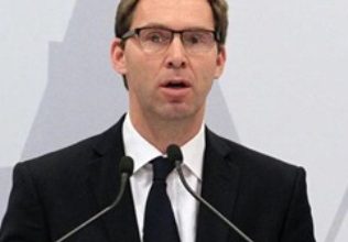 62_4e350.jpg